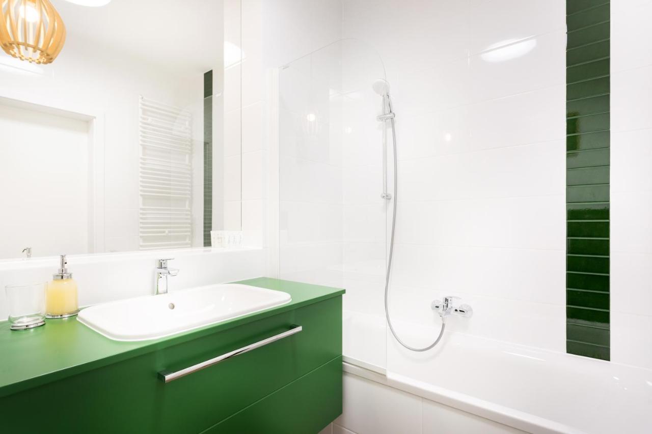 H2 Apartment- Gasiorowskich 4 - Parking Podziemny - Self Check In 24H - Mtp Targi - Pkp - Sklep Netto W Budynku Πόζναν Εξωτερικό φωτογραφία
